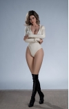 Claire, una belleza sofisticada • SiliconGirls