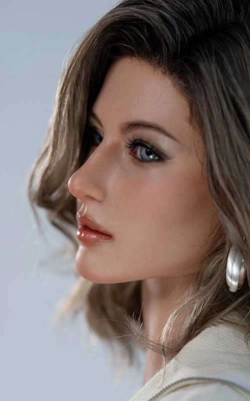 Claire, una belleza sofisticada • SiliconGirls