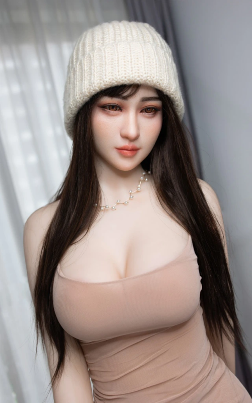 Airina, una joven muy excitante